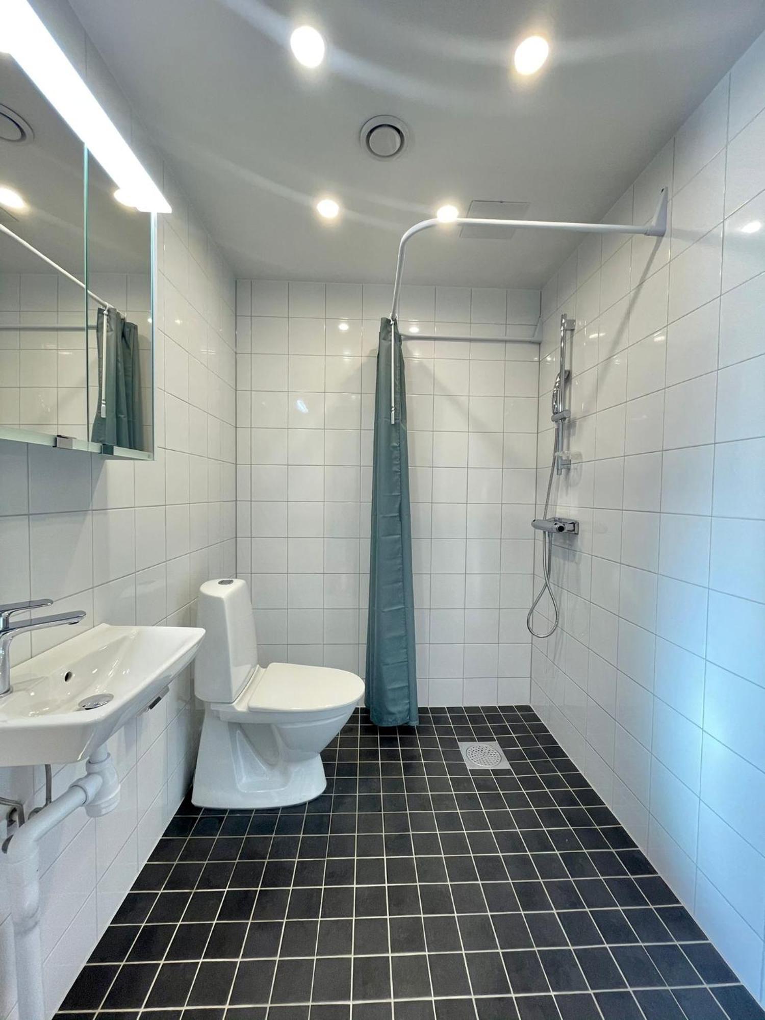 Home Inn Rsg19 Стокгольм Экстерьер фото
